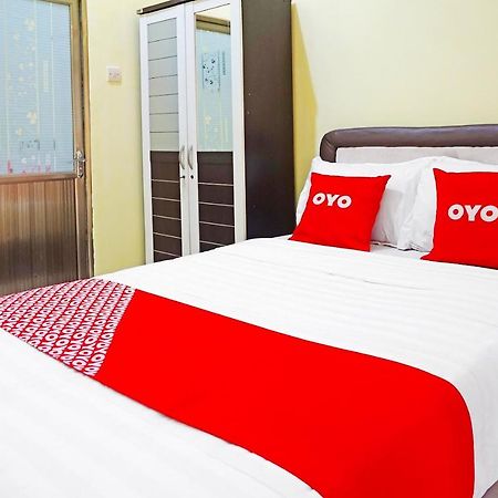 Super Oyo 91568 Trisna Srabah Resort Homestay & Resto Kalangbret ภายนอก รูปภาพ