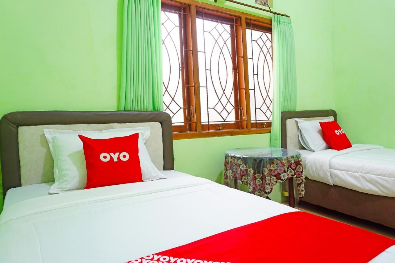 Super Oyo 91568 Trisna Srabah Resort Homestay & Resto Kalangbret ภายนอก รูปภาพ